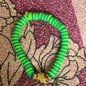 Homemade green bracelet 💚🌴